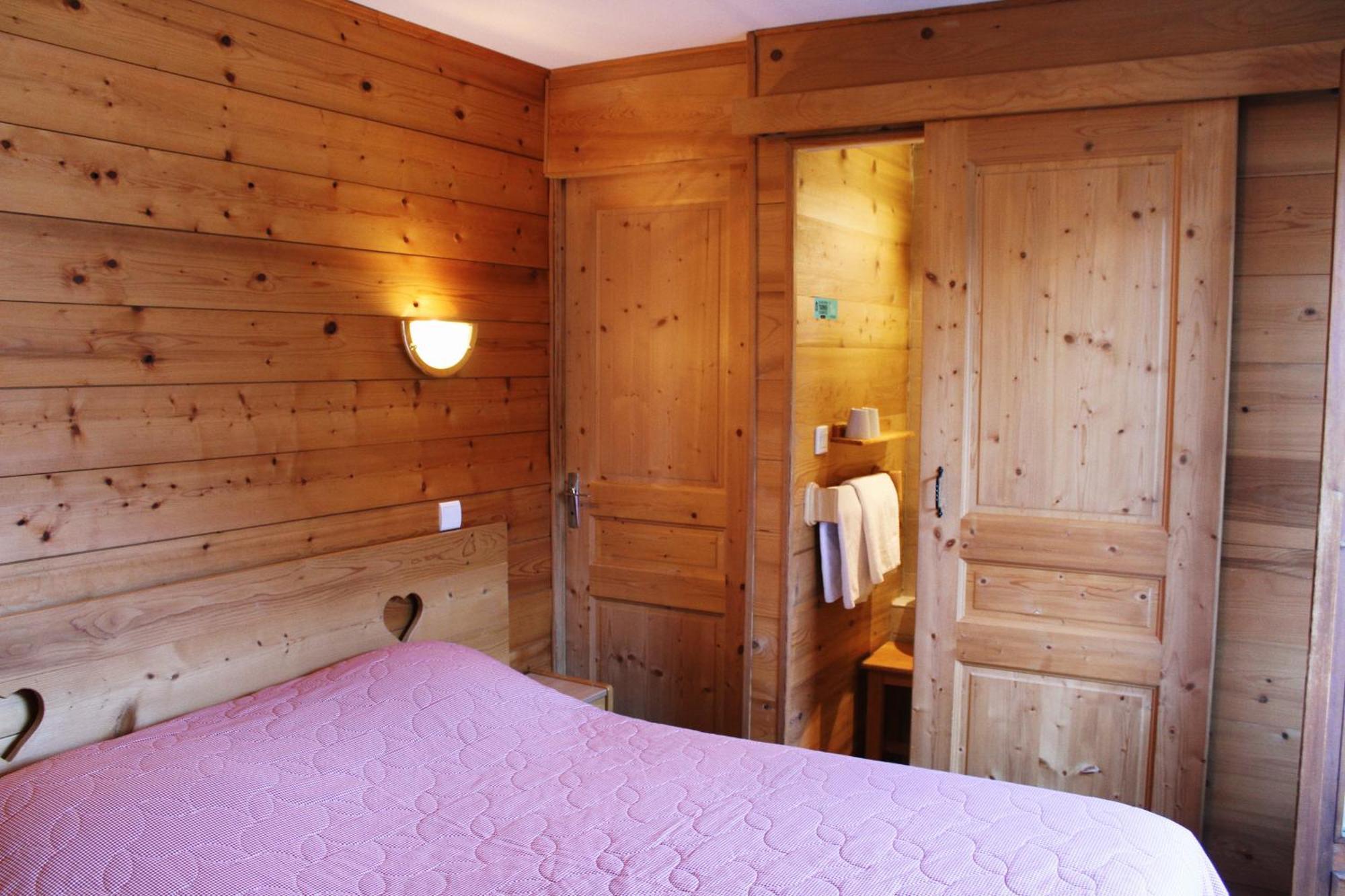 Le Roitelet Hotel Chatel Exterior photo